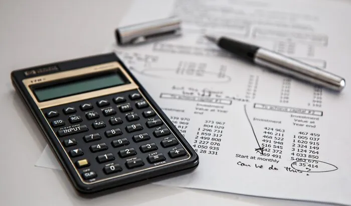 Dinero y Éxito Dinero y Éxito: Solo tu puedes tomar decisiones sobre ellos 3